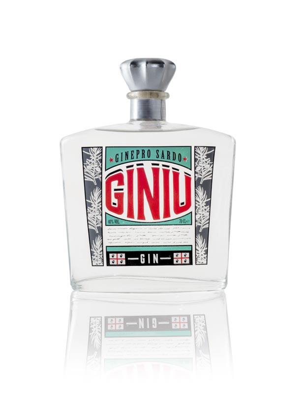 https://ilgin.it/wp-content/uploads/2016/01/giniu-gin-bottiglia.jpg