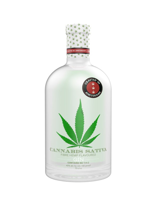 cannabis-sativa-gin-bottiglia